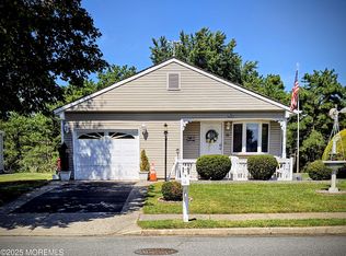 52 Orlando Blvd, Toms River, NJ 08757