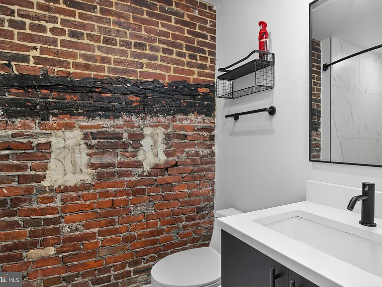 59 N 2nd St #14 — Photo 19