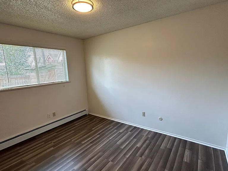 441 Independent Ave #3 — Photo 8