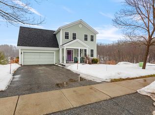 193 Thistle Hill Dr, Hinesburg, VT 05461