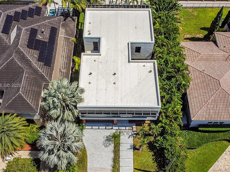 620 Solar Isle Dr — Photo 86