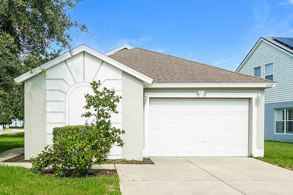 3 bed, 2.0 bath, 1313 sqft, $1,950 — Photo 1
