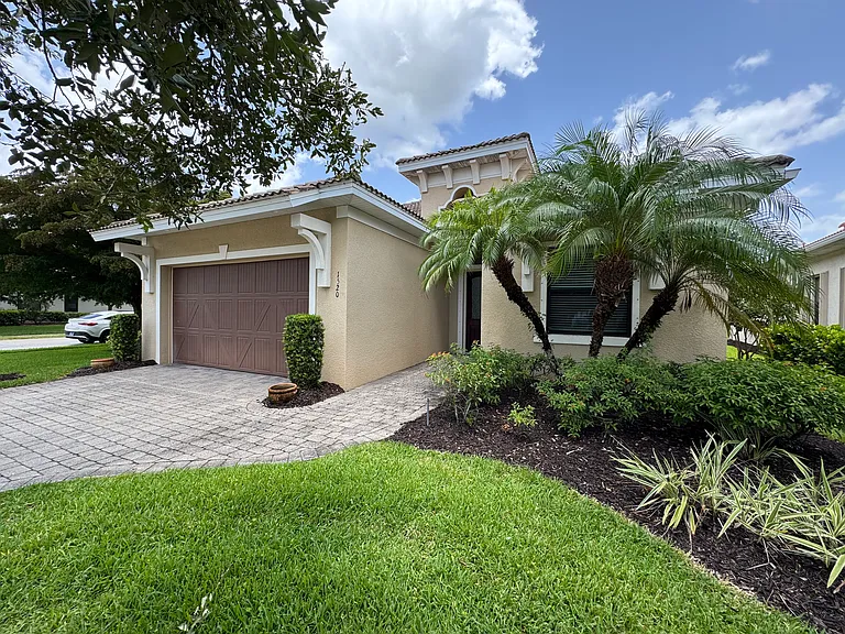 1520 Raffina Ct — Photo 3