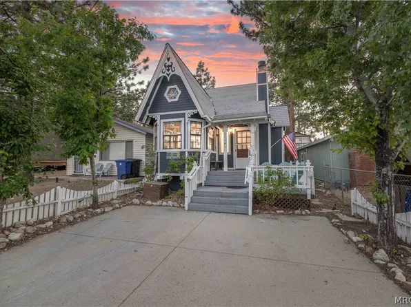 114 Cedar Ln, Sugarloaf, CA 92386