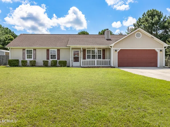 445 Dion Drive, Hubert, NC 28539