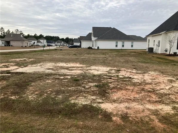 586 Night Heron Ln, Madisonville, LA 70447