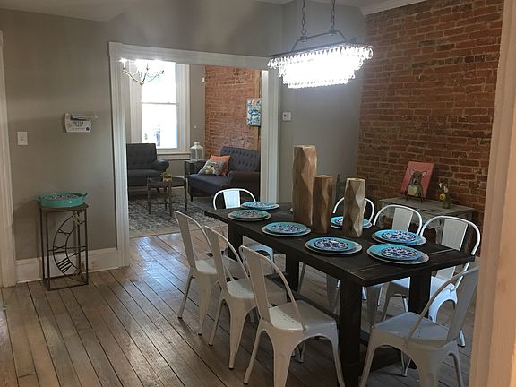 Large dining room 