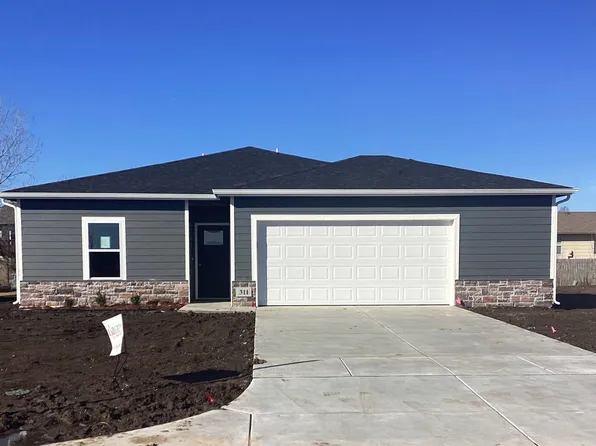 311 S Gatewood St, Valley Center, KS 67147