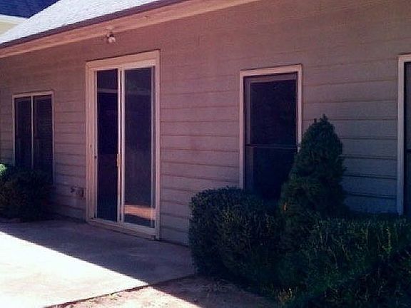 3rd image of 517 Mirramont Pl