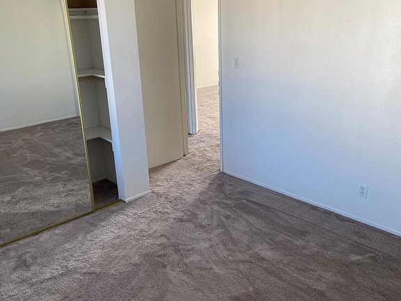 5th image of 1323 25th Ave