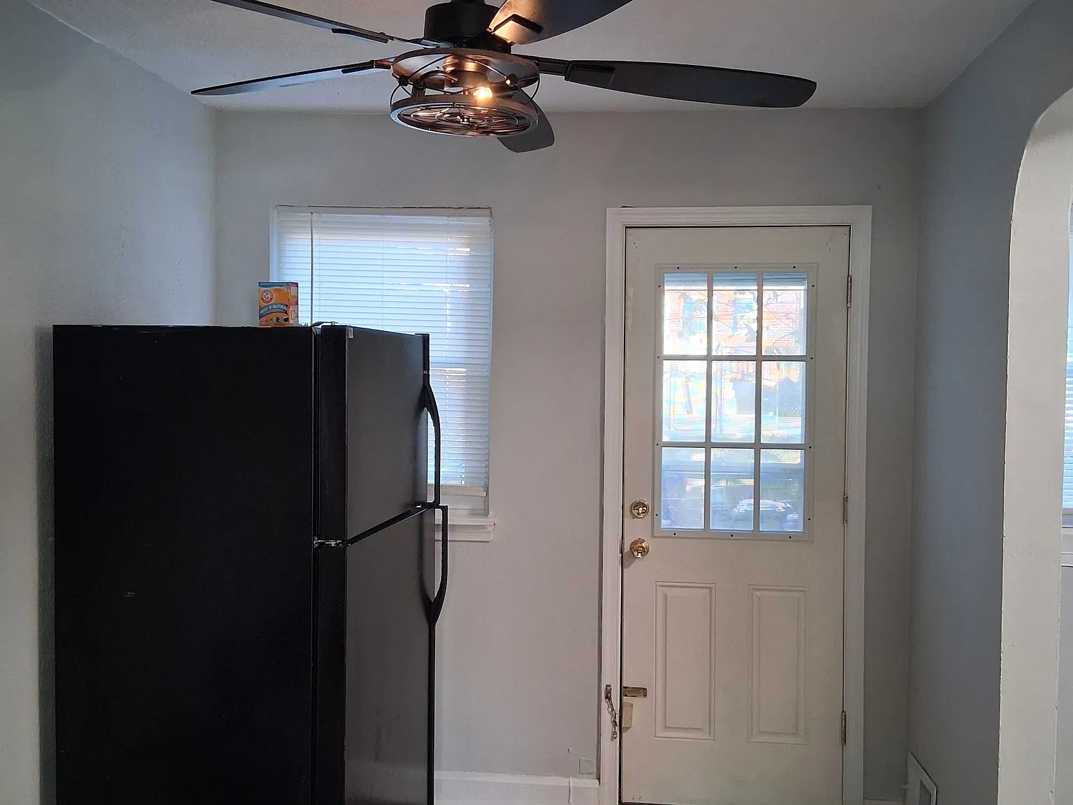 732 Glenwood Ave — Photo 4