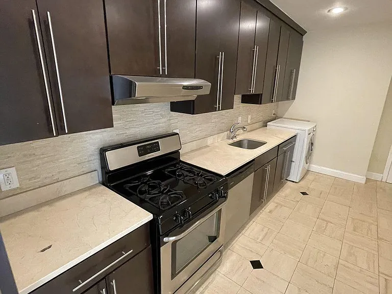 161 Benefit St #6 — Photo 4