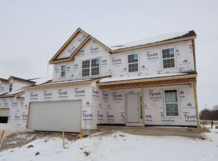 290 Warbler Cir, Galena, OH 43021