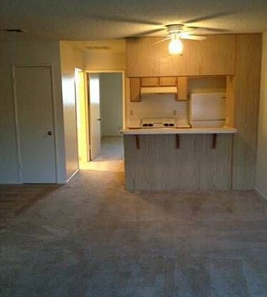 5th image of 18414 Vincennes St APT 205