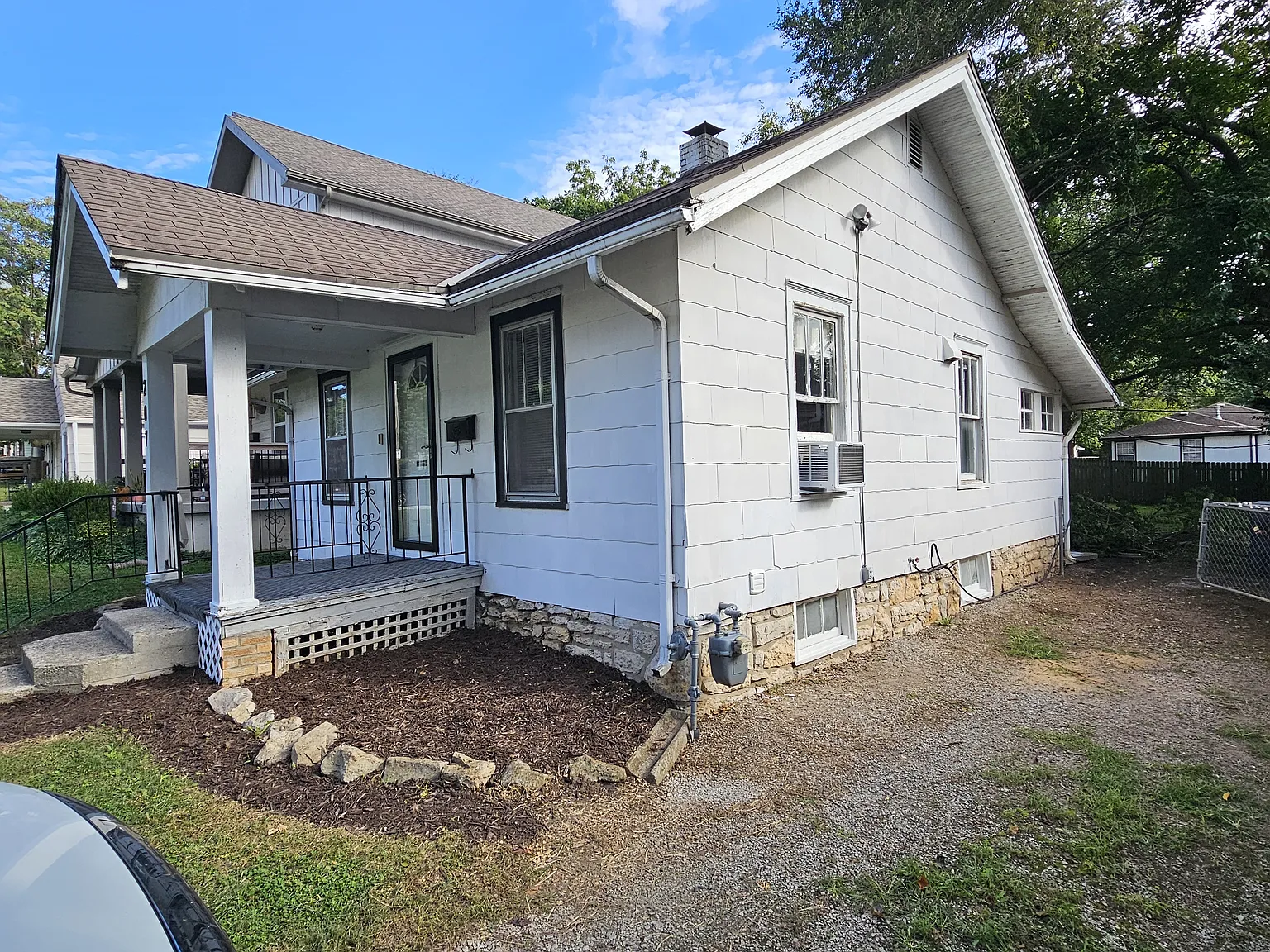 2 bed, 528 sqft, $1,200 — Photo 3