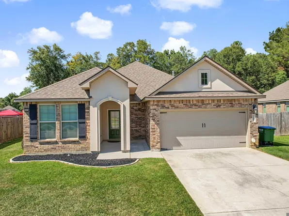 34843 Spring Trails Dr, Walker, LA 70785