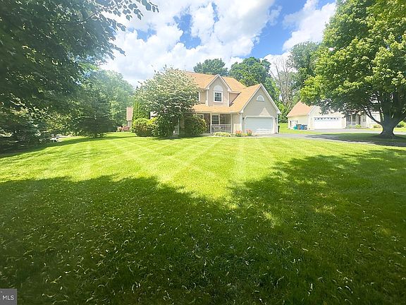 4th image of 1708 Maher Blvd