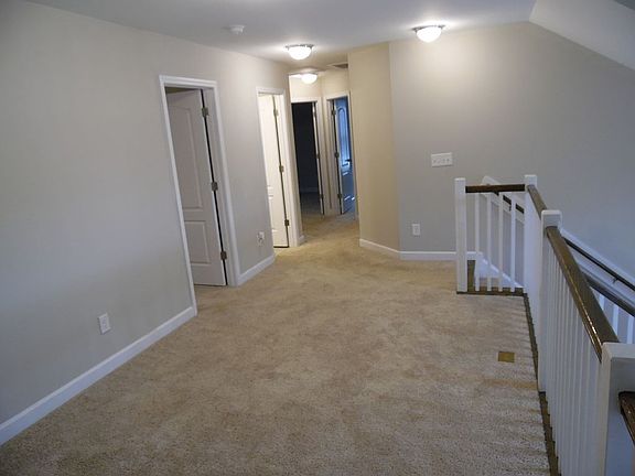 4th image of 1563 Stackhouse Dr