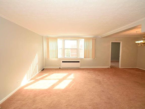 3rd image of 19015 Van Aken Blvd APT 501