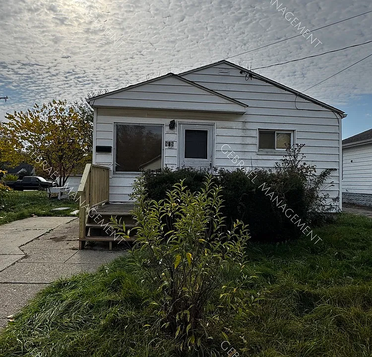 805 Campbell St