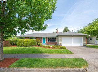10321 SE Sherman St, Portland, OR 97216