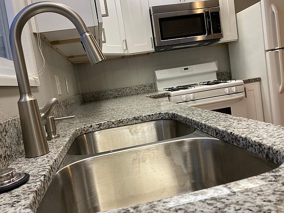 2nd image of 21197 Woodward St