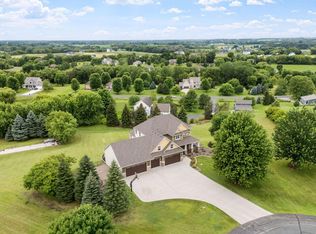 19602 Galway Cir, Prior Lake, MN 55372