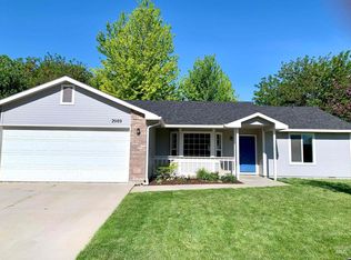 2989 N Fieldstone Way, Meridian, ID 83646