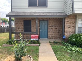658 W Collins St, Denton, TX 76201