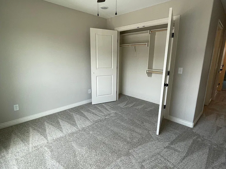 1118 Sheldon Dr #B — Photo 20