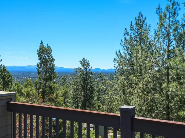 1989 NW Iowa Ave, Bend, OR 97703