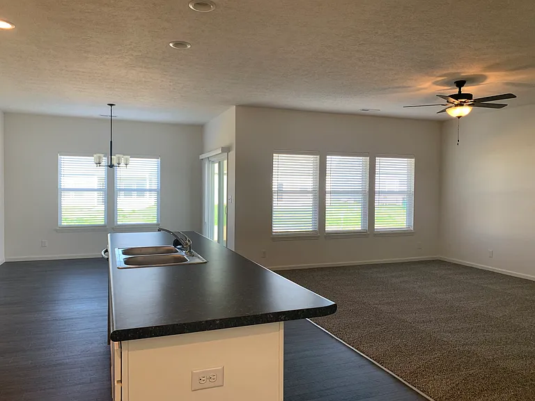 Avalon Bluffs — Photo 127
