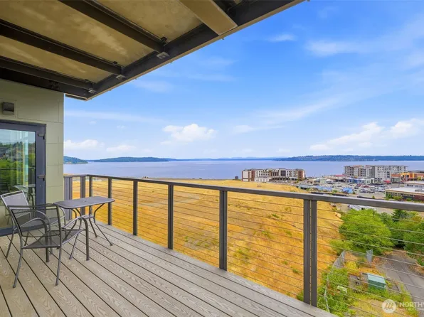 5204 N Bennett #311, Ruston, WA 98407