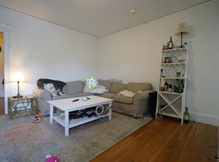 487 E Broadway #3, Boston, MA 02127