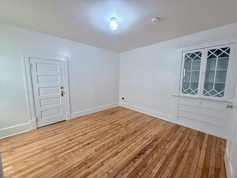 5 Stoneland Rd #1 — Photo 6