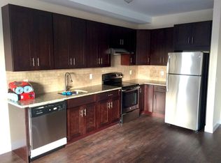 6030 Monroe Pl, West New York, NJ 07093