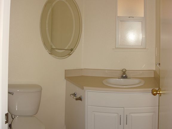 5th image of 1005 3rd St #3