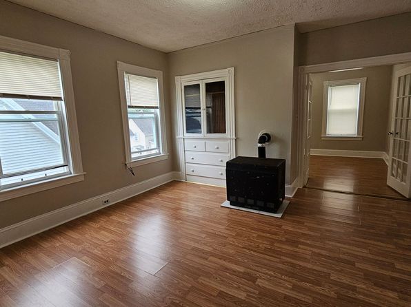41 Hevey St #3