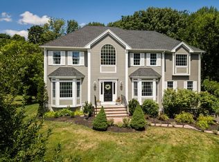 6 Demetri Ln, North Reading, MA 01864