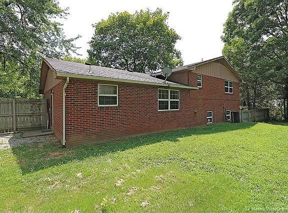 4th image of 366 Godwin Dr