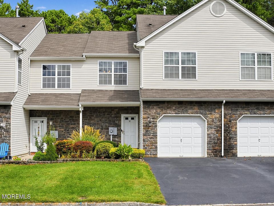1st image of 10 Santa Rosa Lane