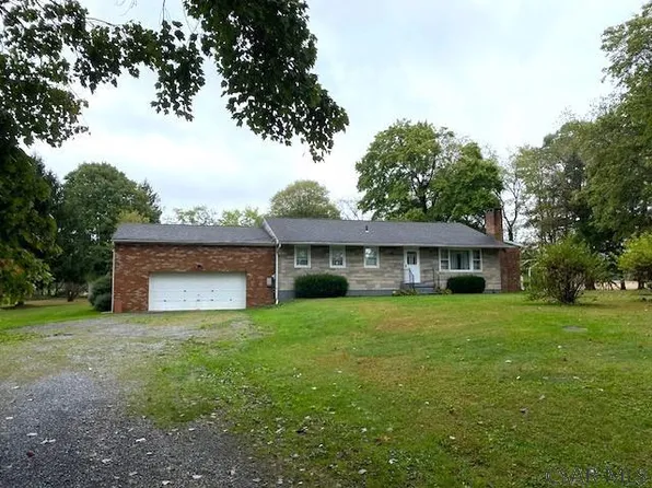 10367 Route 403 Hwy S, Seward, PA 15954