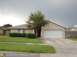 9963 NW 52nd St, Sunrise, FL 33351