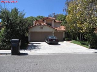 25215 Hazelcrest Ln, Newhall, CA 91381