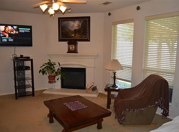 2nd image of 12720 Hannahsville Ln