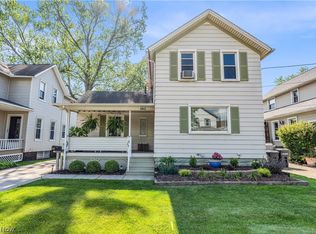 4042 E 44th St, Newburgh Heights, OH 44105