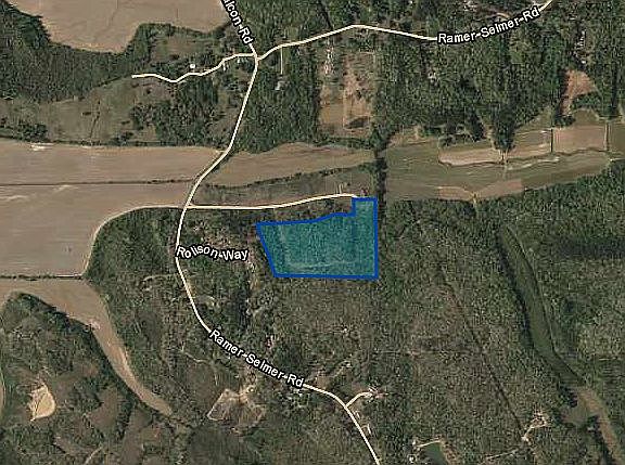 5th image of 362 Charles Ward Way Selmer Tn #38375