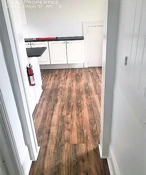 204 E Cross St #2 — Photo 6