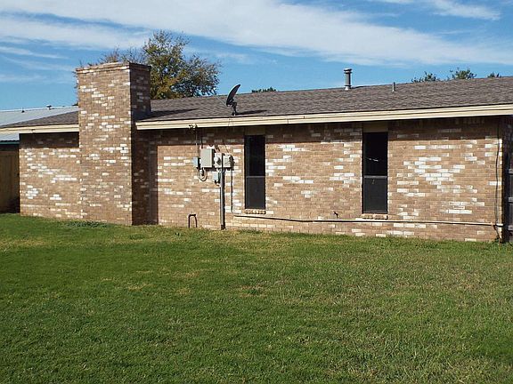 4th image of 2910 Mesa Dr
