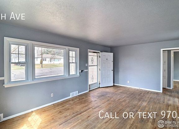 4th image of 2428 16th Ave